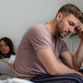 Libido baixa no relacionamento: o que fazer? Guia completo para recuperar o desejo e a conexão