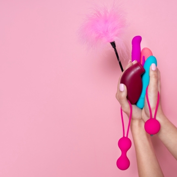 Uso seguro de brinquedos sexuais: cuidados e recomendações